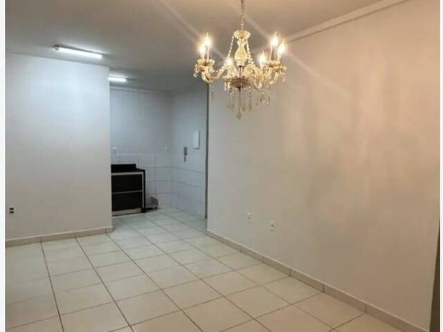 #18 - Apartamento para Venda em Goiânia - GO