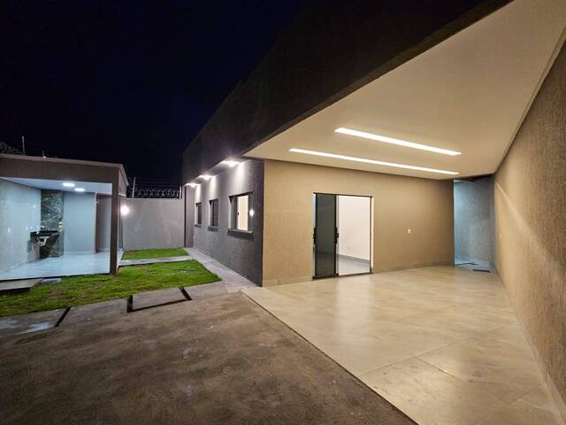#31 - Casa para Venda em Aparecida de Goiânia - GO