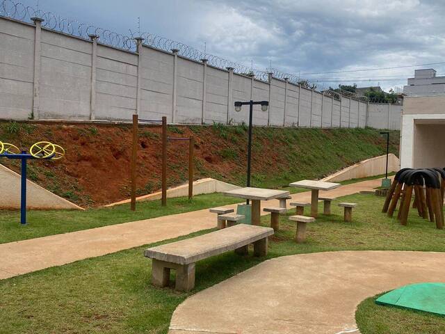 Apartamento para Venda em Goiânia - 3