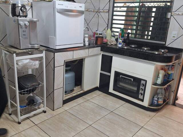 Casa para Venda em Goiânia - 4