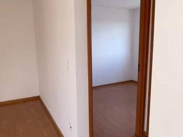 Apartamento para Venda em Aparecida de Goiânia - 5