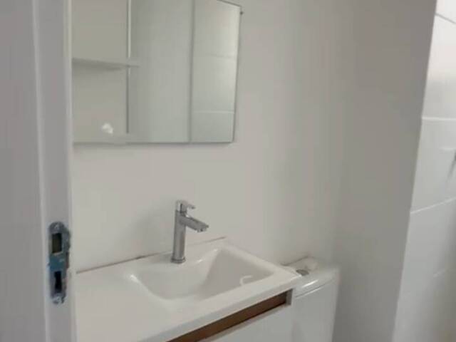 Apartamento para Venda em Goiânia - 4