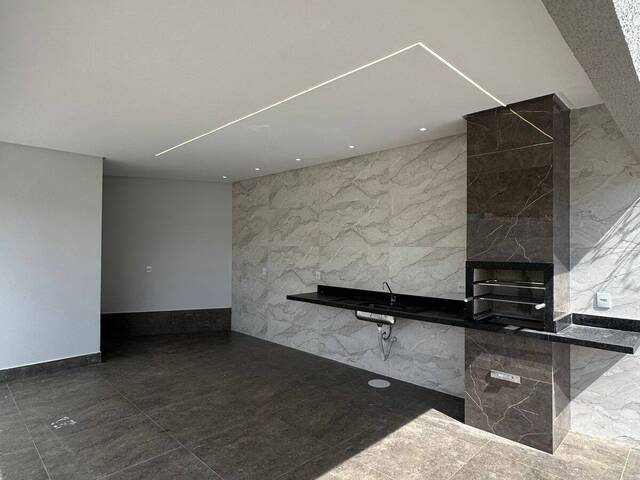 Casa para Venda em Aparecida de Goiânia - 4