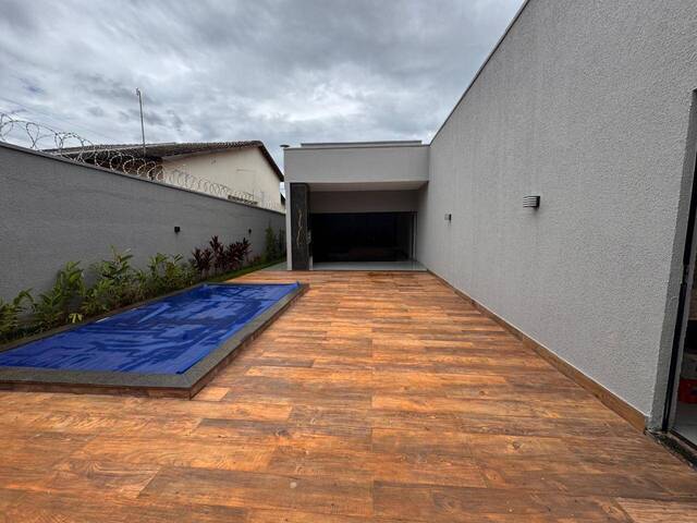 #116 - Casa para Venda em Senador Canedo - GO - 2