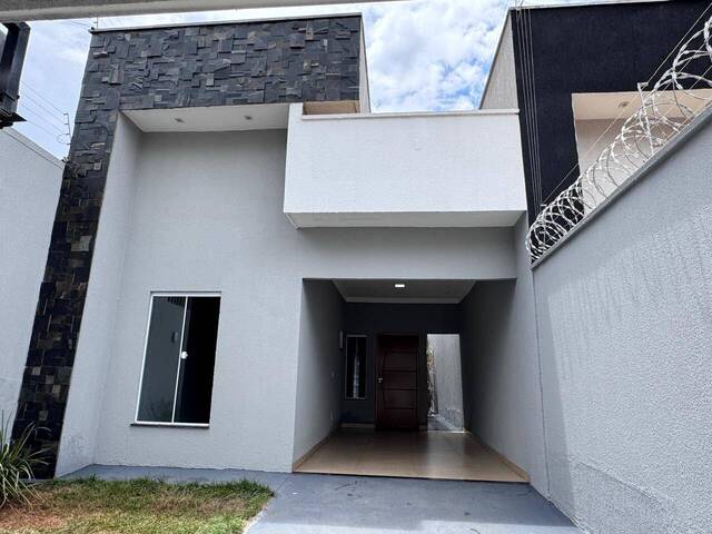 #118 - Casa para Venda em Goiânia - GO