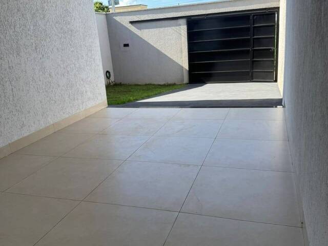#121 - Casa para Venda em Trindade - GO - 2