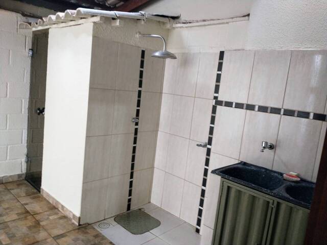 Casa para Venda em Aparecida de Goiânia - 5