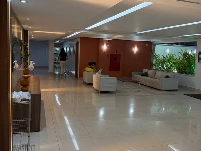 #140 - Apartamento para Venda em Goiânia - GO