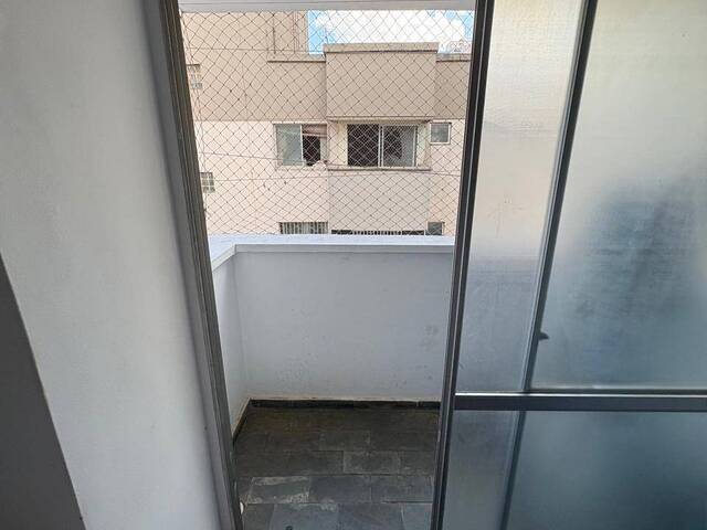 Apartamento para Venda em Goiânia - 4