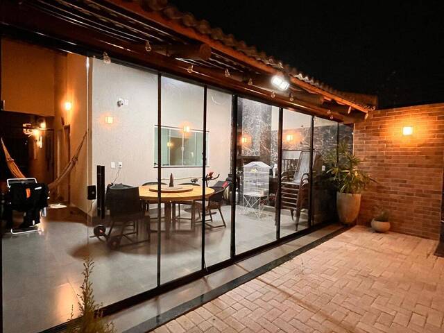 #145 - Casa para Venda em Aparecida de Goiânia - GO - 1