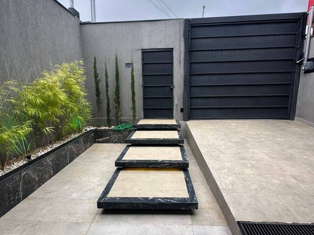 #155 - Casa para Venda em Goiânia - GO - 2