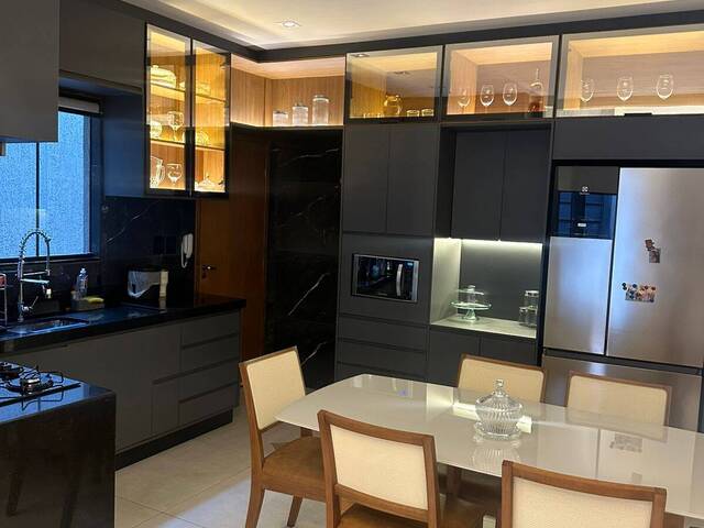 Casa para Venda em Goiânia - 5