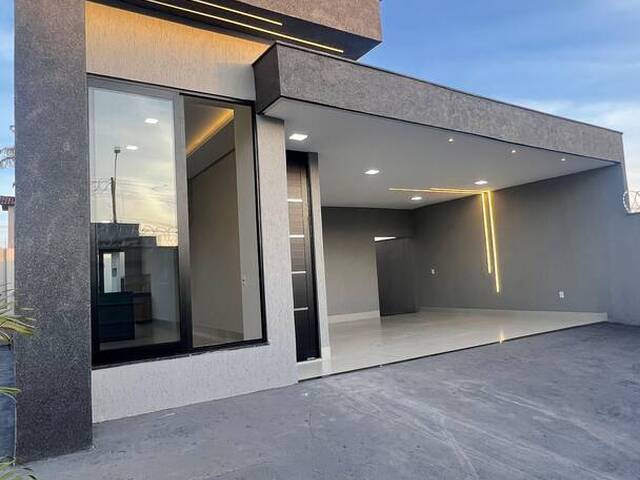#159 - Casa para Venda em Goiânia - GO