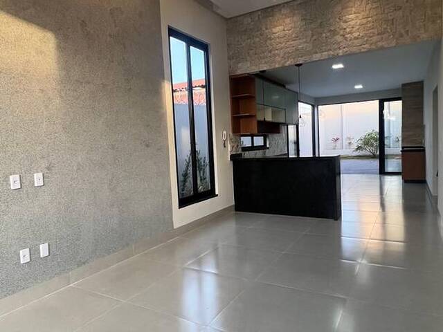 #159 - Casa para Venda em Goiânia - GO