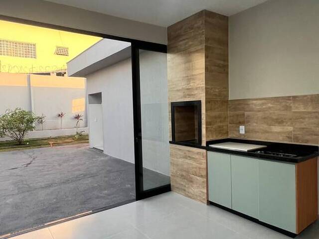#159 - Casa para Venda em Goiânia - GO