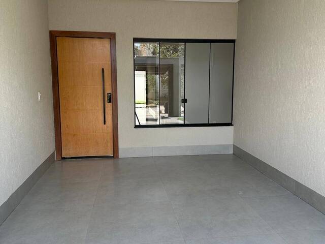 Casa para Venda em Goiânia - 4