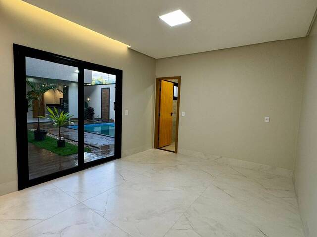 #168 - Casa para Venda em Goiânia - GO - 3