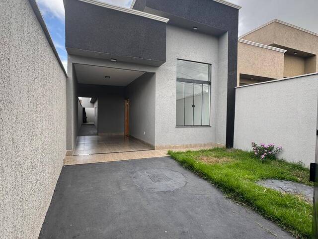 #170 - Casa para Venda em Aparecida de Goiânia - GO - 1