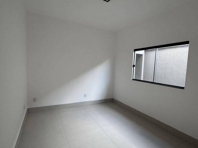 Casa para Venda em Aparecida de Goiânia - 5