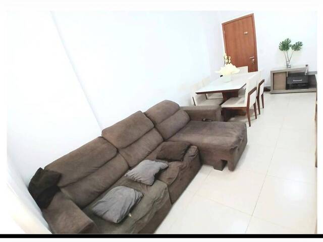 #174 - Apartamento para Venda em Aparecida de Goiânia - GO
