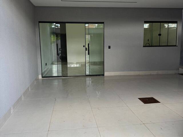 #176 - Casa para Venda em Senador Canedo - GO - 3