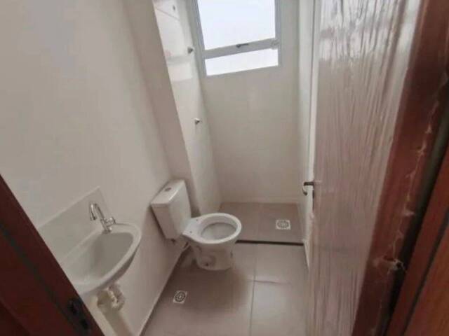 Apartamento para Venda em Goiânia - 4