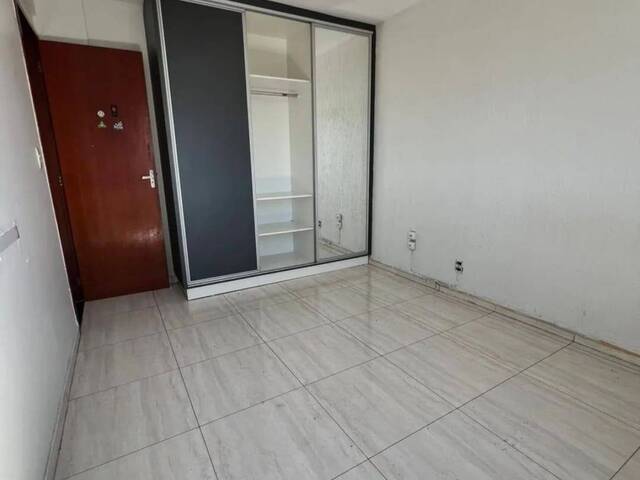 Apartamento para Venda em Goiânia - 4