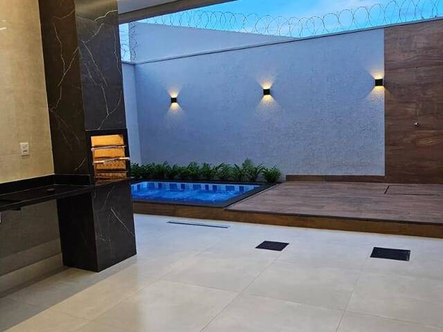 #189 - Casa para Venda em Goiânia - GO