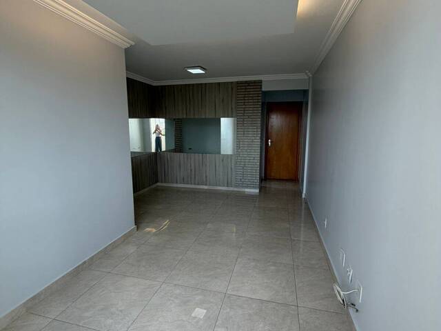 #196 - Apartamento para Venda em Goiânia - GO