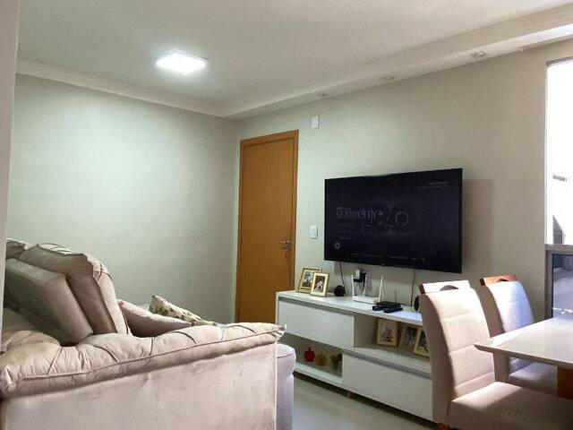 Apartamento para Venda em Aparecida de Goiânia - 3