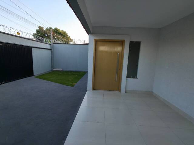 Casa para Venda em Goiânia - 3