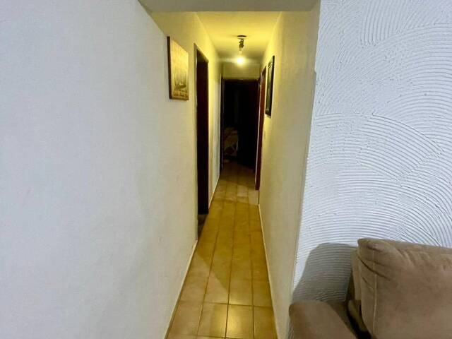 Apartamento para Venda em Goiânia - 3