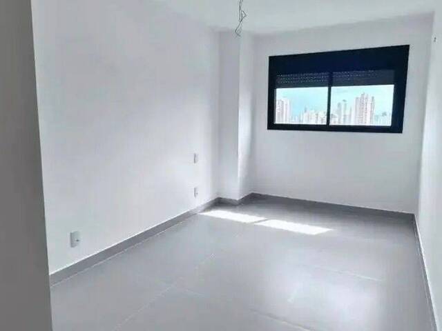 Apartamento para Venda em Goiânia - 3