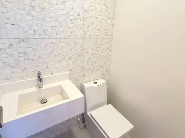 Casa para Venda em Goiânia - 5