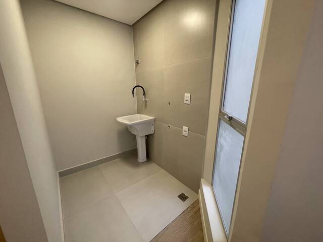 Apartamento para Venda em Goiânia - 4