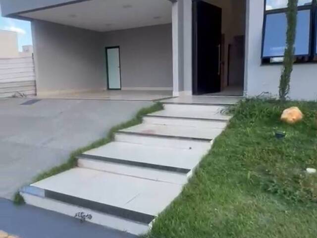 Casa em condomínio para Venda em Senador Canedo - 2