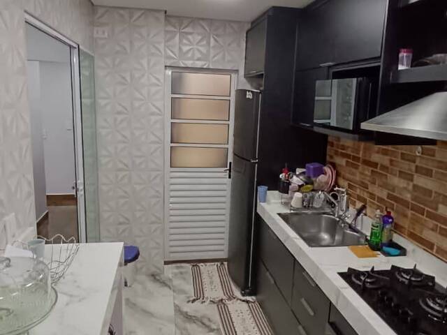 Casa em condomínio para Venda em Goiânia - 2