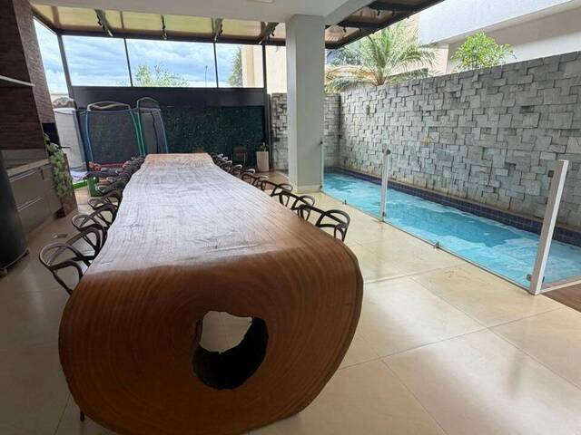 Casa em condomínio para Venda em Goiânia - 2